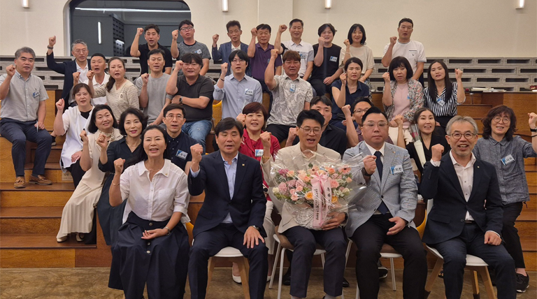 25기 전체사진.png